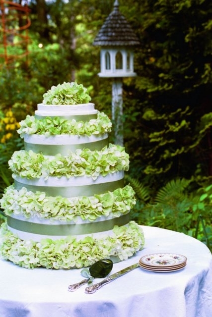 cake for wed.jpg